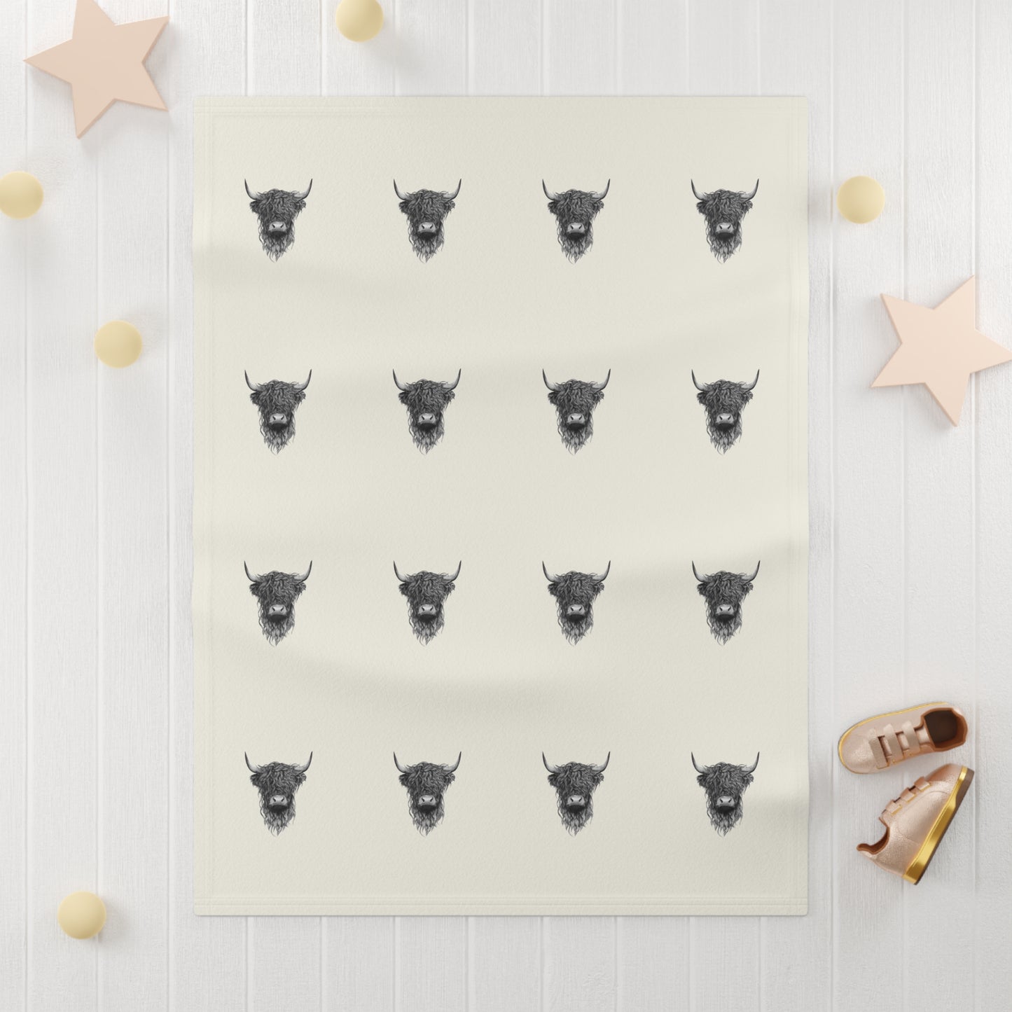 Whimsical Pale Yellow Highland Cow Baby Blanket, Soft Fleece Throw for Nursery, Baby Shower Gift, Nursery Decor, Cozy Infant Blanket